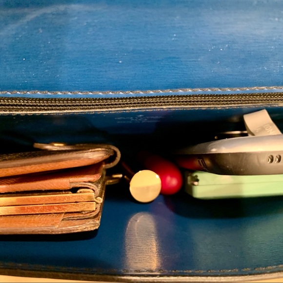 Louis Vuitton Pochette Arche Epi Blue - Picture 8 of 10